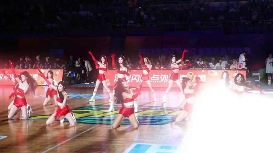 浙江男篮啦啦队社媒分享舞蹈：CBA开始啦！跟上步伐